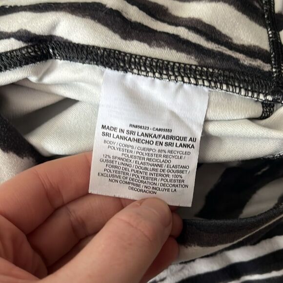 NIKE ONE LEGEND STRIPE LEGGINGS MEDIUM - Picture 6 of 6